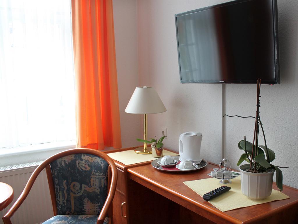 Parkhotel & Kurcafe Bad Sassendorf Pokoj fotografie